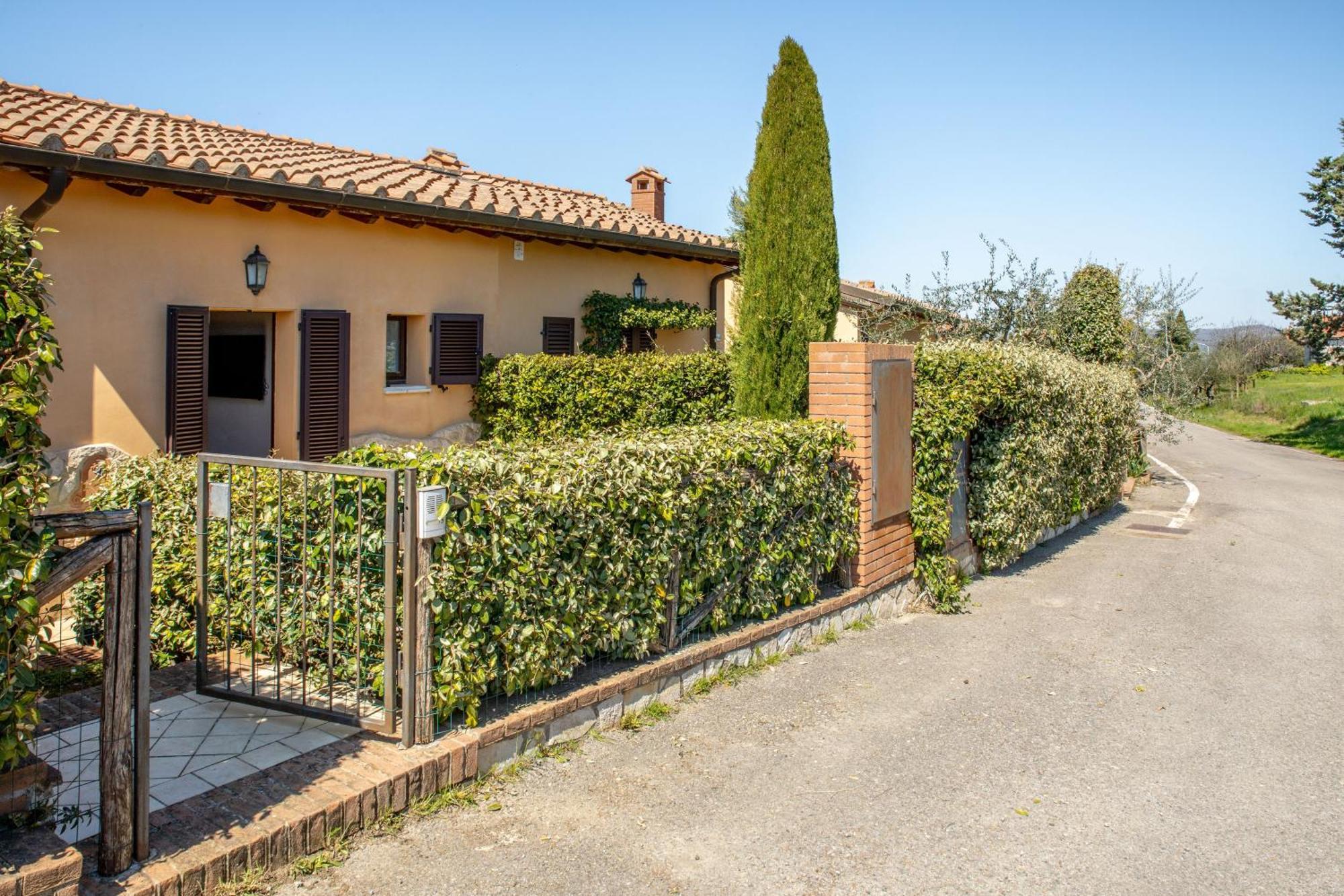 Noi 2 Vacanze - Il Nido Di Gina Contignano Luaran gambar